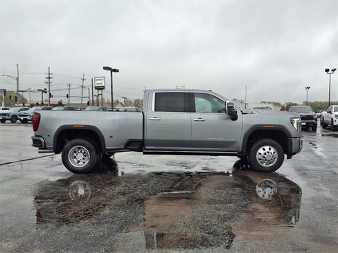 New 2026 GMC Sierra 3500 Denali w/ Denali Reserve Package image 2