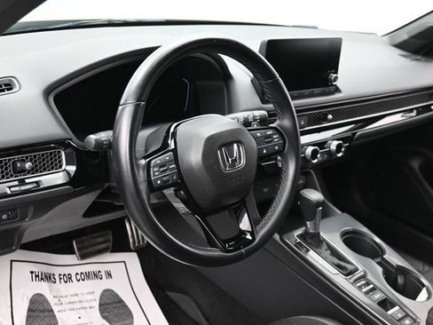 Used 2025 Honda Civic Sport image 16