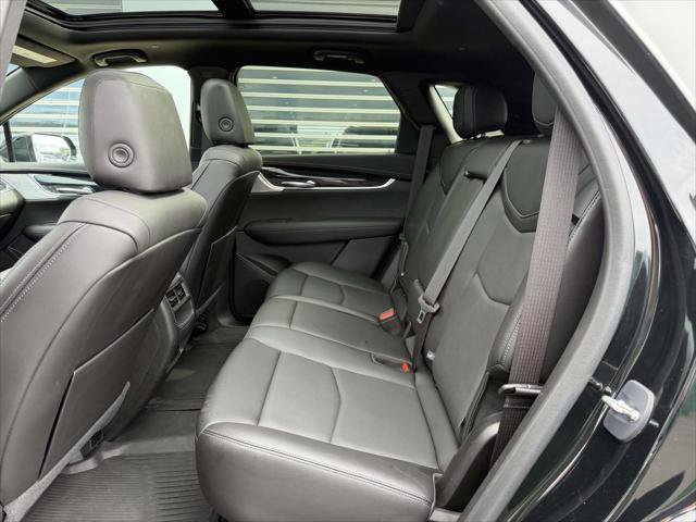Used 2024 Cadillac XT5 Premium Luxury w/ LPO, Floor Liner Package AWD/4WD image 14