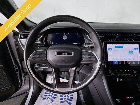 Used 2024 Jeep Grand Cherokee L Limited w/ Luxury Tech Group II AWD/4WD image 11