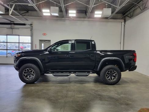 New 2026 Chevrolet Colorado ZR2 AWD/4WD image 8
