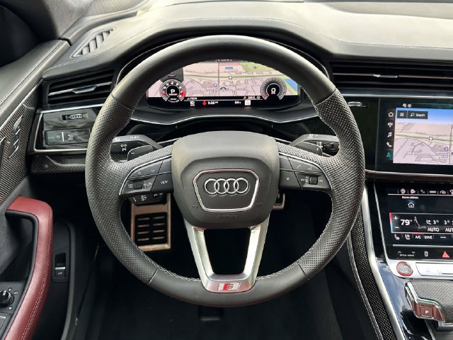 Used 2023 Audi SQ8 Prestige AWD/4WD image 17
