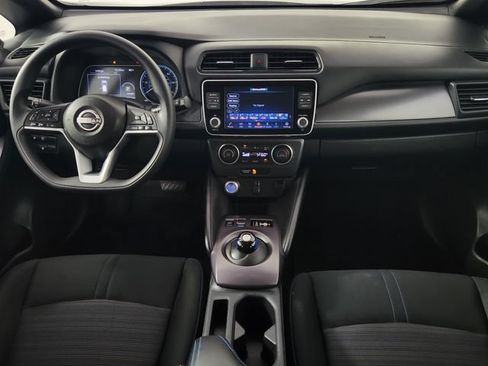 Used 2025 Nissan Leaf S FWD image 19