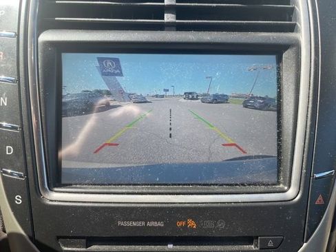 Used 2017 Lincoln MKX Reserve w/ Lincoln MKX Climate Package FWD image 13