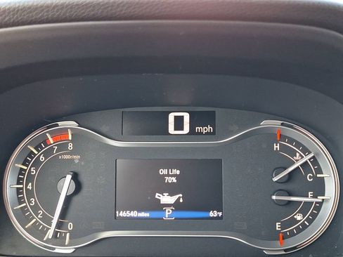 Used 2016 Honda Pilot Touring image 18