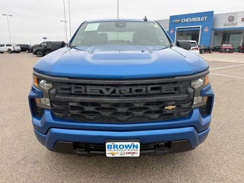 Used 2024 Chevrolet Silverado 1500 Custom image 4