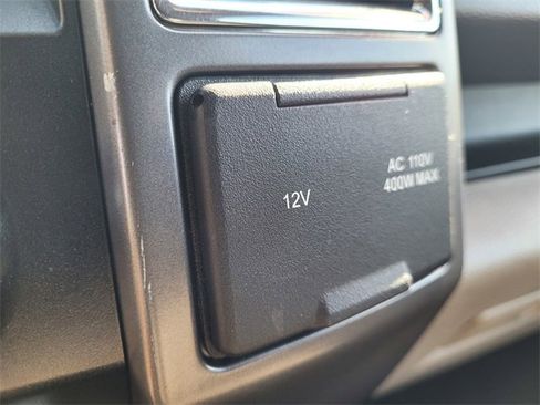 Used 2015 Ford F150 XLT w/ Equipment Group 302A Luxury image 21