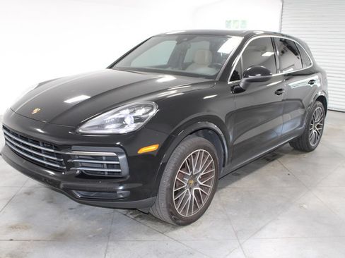 Used 2019 Porsche Cayenne AWD/4WD image 4