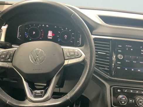 Used 2020 Volkswagen Atlas Cross Sport SEL R-Line AWD/4WD image 27