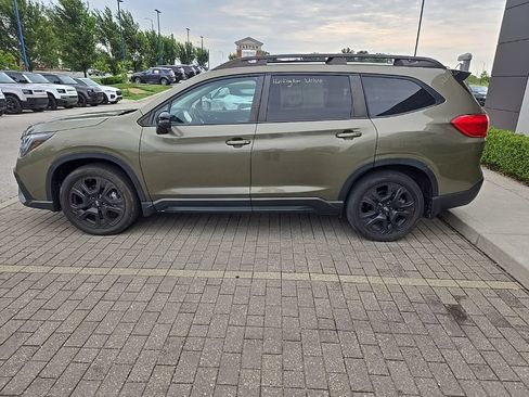 Used 2023 Subaru Ascent Onyx Edition AWD/4WD image 8