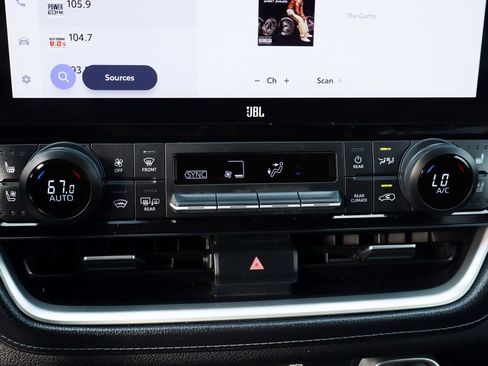 Used 2024 Toyota Grand Highlander Limited image 34