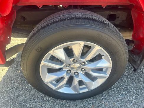Used 2022 Chevrolet Silverado 1500 Custom AWD/4WD image 14