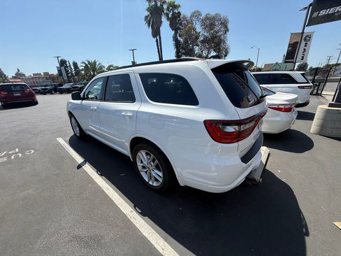 Used 2024 Dodge Durango GT RWD image 4