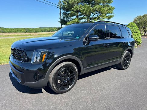 Used 2025 Kia Telluride EX X-Line AWD/4WD image 2