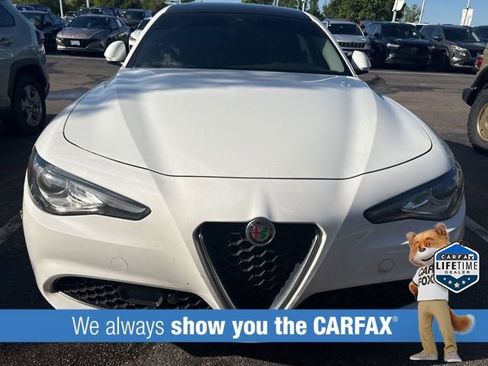 Used 2021 Alfa Romeo Giulia Ti w/ Active Assist 2 Package TI image 2