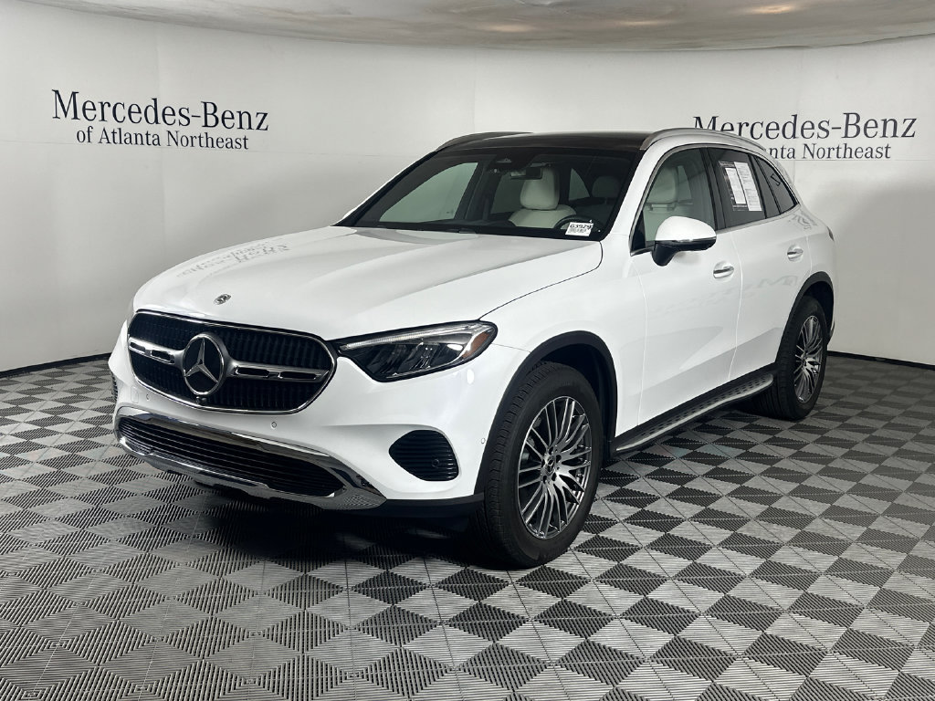 Certified 2026 Mercedes-Benz GLC 300 image 3