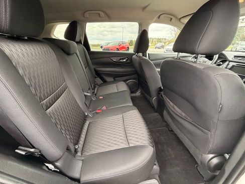 Used 2020 Nissan Rogue SV AWD/4WD image 28