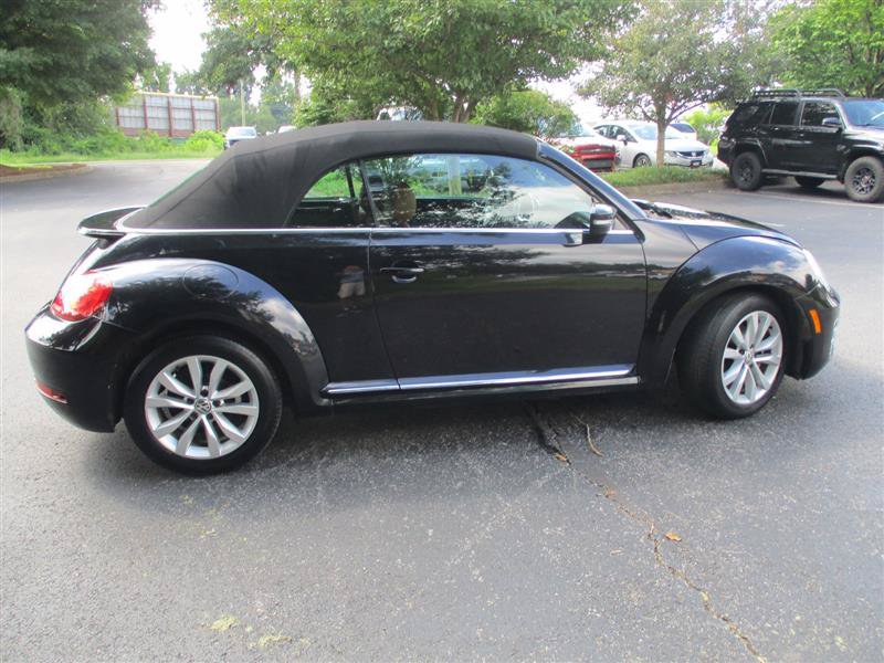 Used 2017 Volkswagen Beetle 1.8T FWD image 20