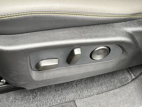 Used 2024 Chevrolet Colorado ZR2 w/ ZR2 Bison Edition image 17