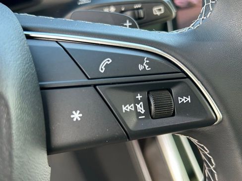 Used 2025 Audi Q7 3.0T Prestige image 25