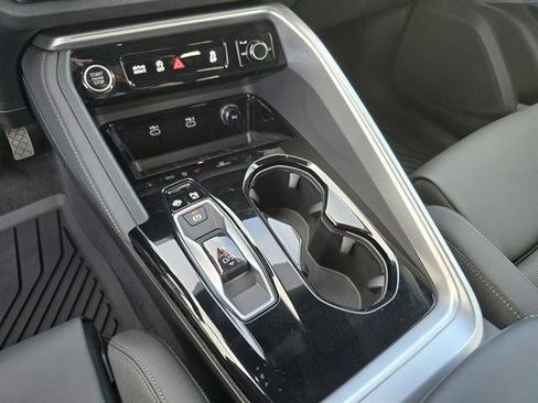 Used 2025 Audi Q5 Premium Plus image 25