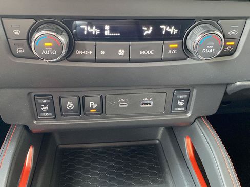 Used 2024 Nissan Frontier PRO-4X w/ Pro Convenience Package AWD/4WD image 31