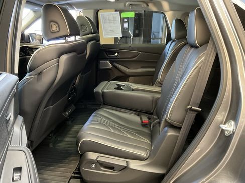 Certified 2025 Acura MDX w/ Advance Package image 25