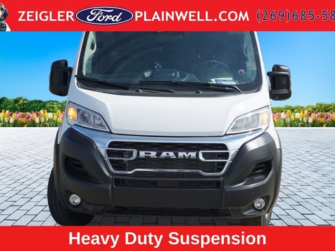 Used 2025 RAM ProMaster 2500 w/ U-Haul Equipment Group FWD image 8