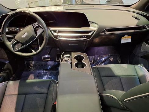 New 2025 Cadillac Lyriq Sport w/ Nappa Leather Package image 14