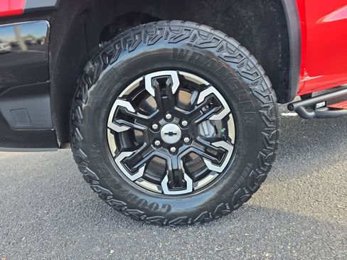 Used 2023 Chevrolet Silverado 1500 ZR2 AWD/4WD image 29