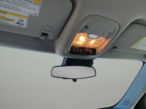 Used 2022 Chevrolet TrailBlazer LS image 28