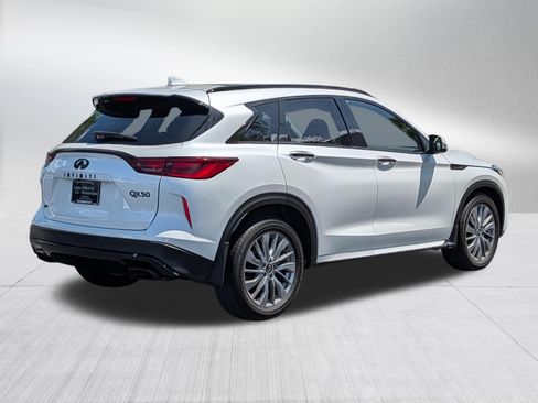 Certified 2024 INFINITI QX50 Luxe w/ Cargo Package AWD/4WD image 7