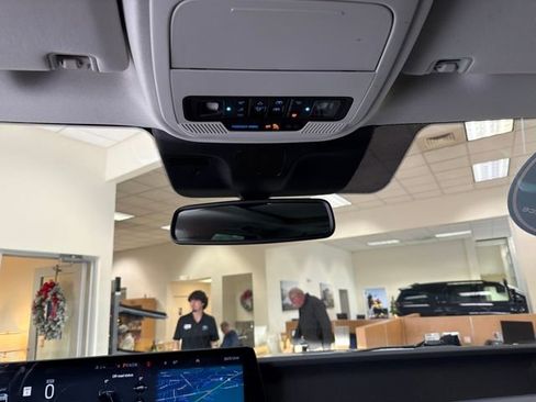 Used 2025 Ford Expedition Max Active image 21