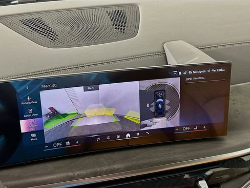 New 2026 BMW X7 xDrive40i w/ M Sport Package image 13