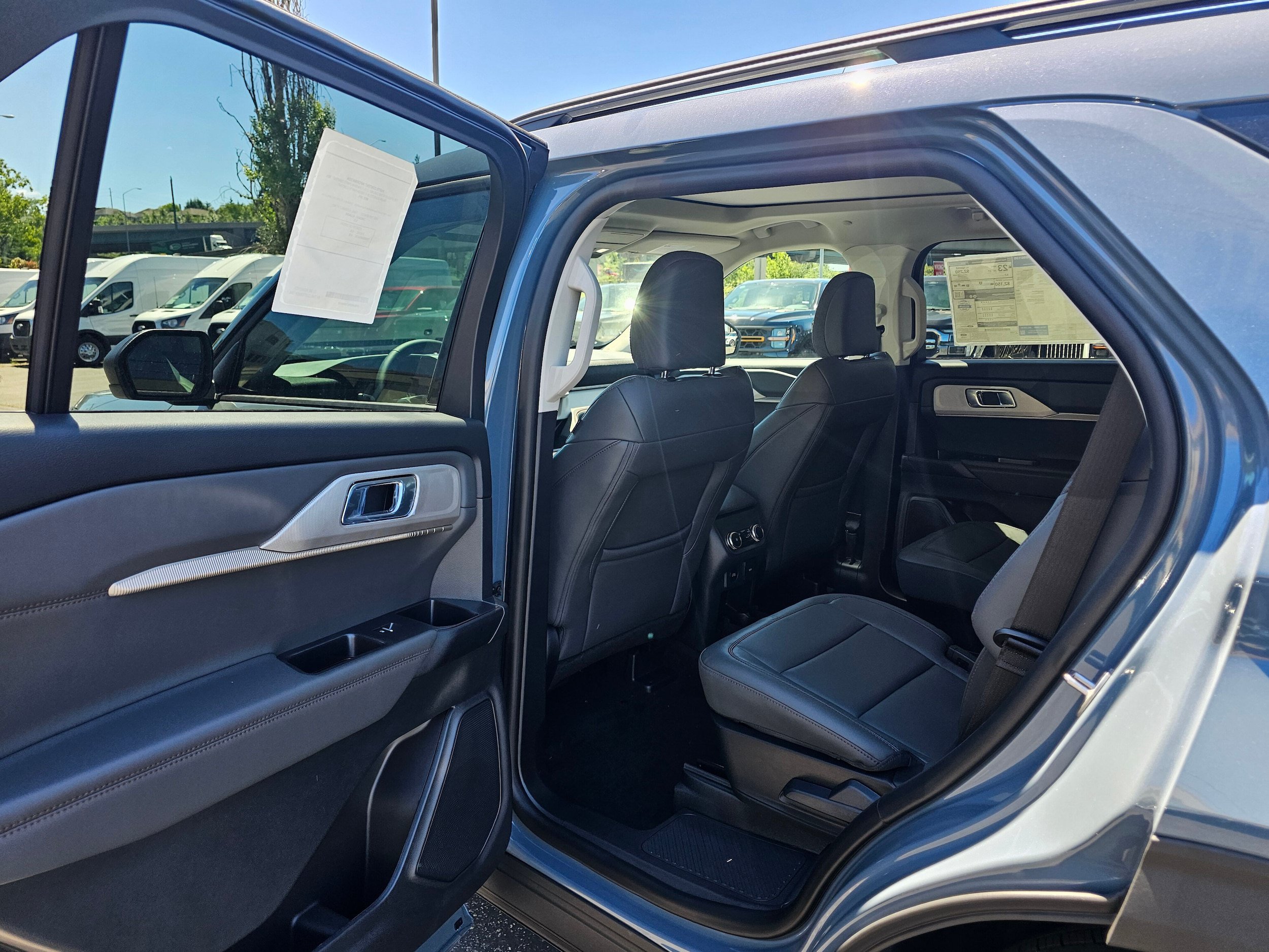 New 2026 Ford Explorer Active w/ Active Comfort Package AWD/4WD image 11