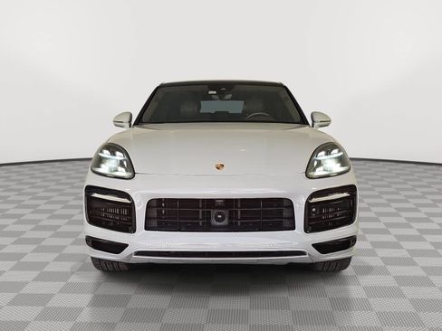 Used 2021 Porsche Cayenne GTS AWD/4WD image 3