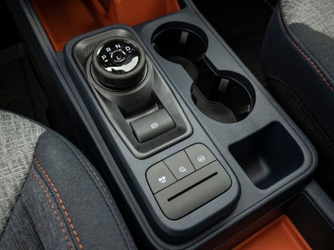 Used 2024 Ford Maverick XLT image 16