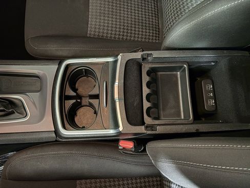 Used 2022 Dodge Charger Scat Pack w/ Driver Convenience Group image 36