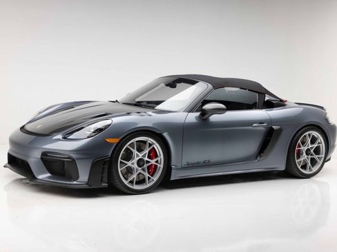 Used 2024 Porsche 718 Boxster Spyder RS RWD image 37