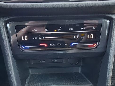 Used 2024 Volkswagen Tiguan Wolfsburg Edition image 20