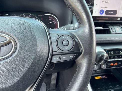 Used 2025 Toyota RAV4 XLE Premium w/ Weather Package AWD/4WD image 17