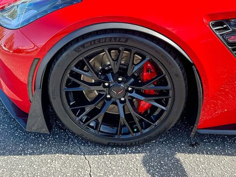 Used 2016 Chevrolet Corvette Z06 w/ 3LZ Preferred Equipment Group image 27