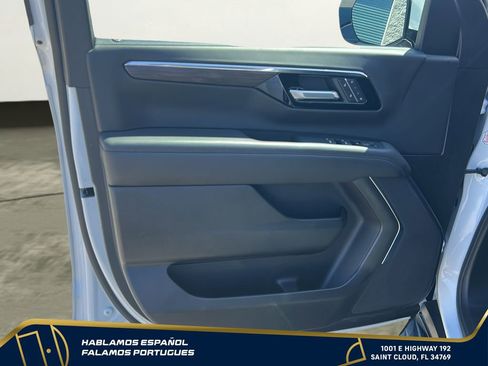 Used 2025 Chevrolet Tahoe LT AWD/4WD image 10