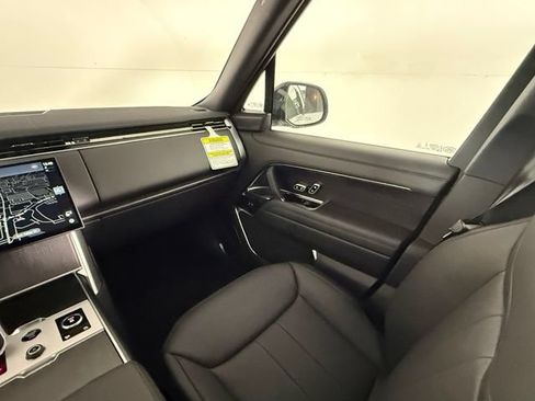New 2027 Land Rover Range Rover Long Wheelbase SE AWD/4WD image 18