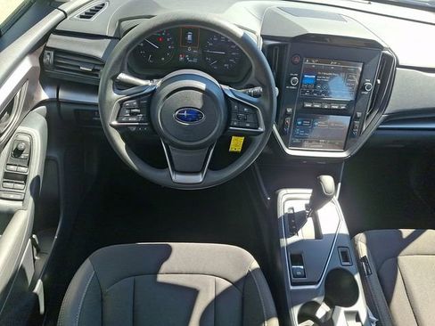 Used 2024 Subaru Impreza 2.0i AWD/4WD image 2