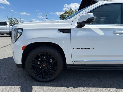 Used 2023 GMC Yukon Denali image 51