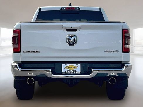Used 2023 RAM 1500 Laramie AWD/4WD image 5