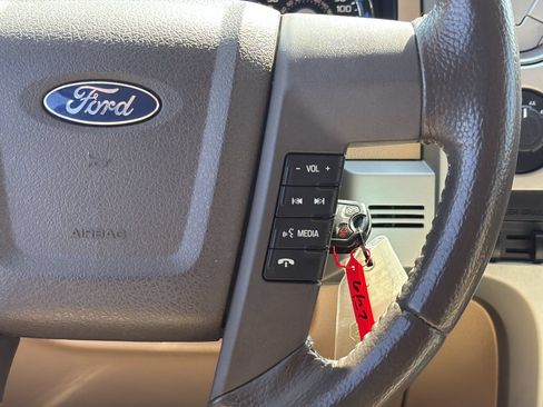Used 2014 Ford F150 Lariat w/ Lariat Chrome Package AWD/4WD image 14