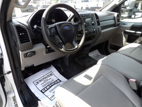 Used 2019 Ford F350 XL w/ Power Equipment Group RWD image 28