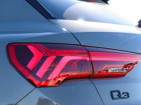 New 2025 Audi Q3 2.0T Premium Plus image 12